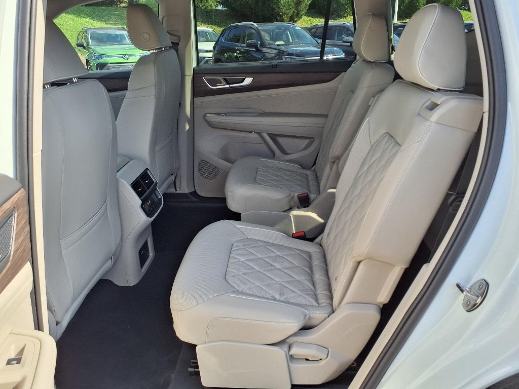 new 2026 Volkswagen Atlas car, priced at $55,216