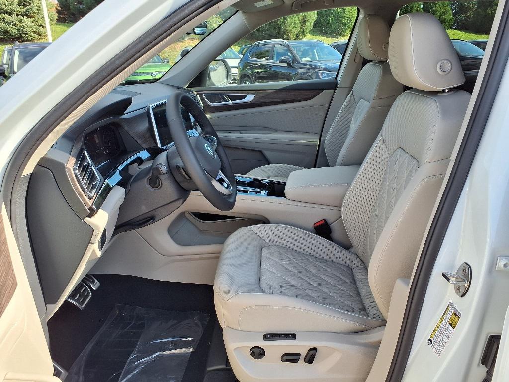 new 2026 Volkswagen Atlas car, priced at $55,216