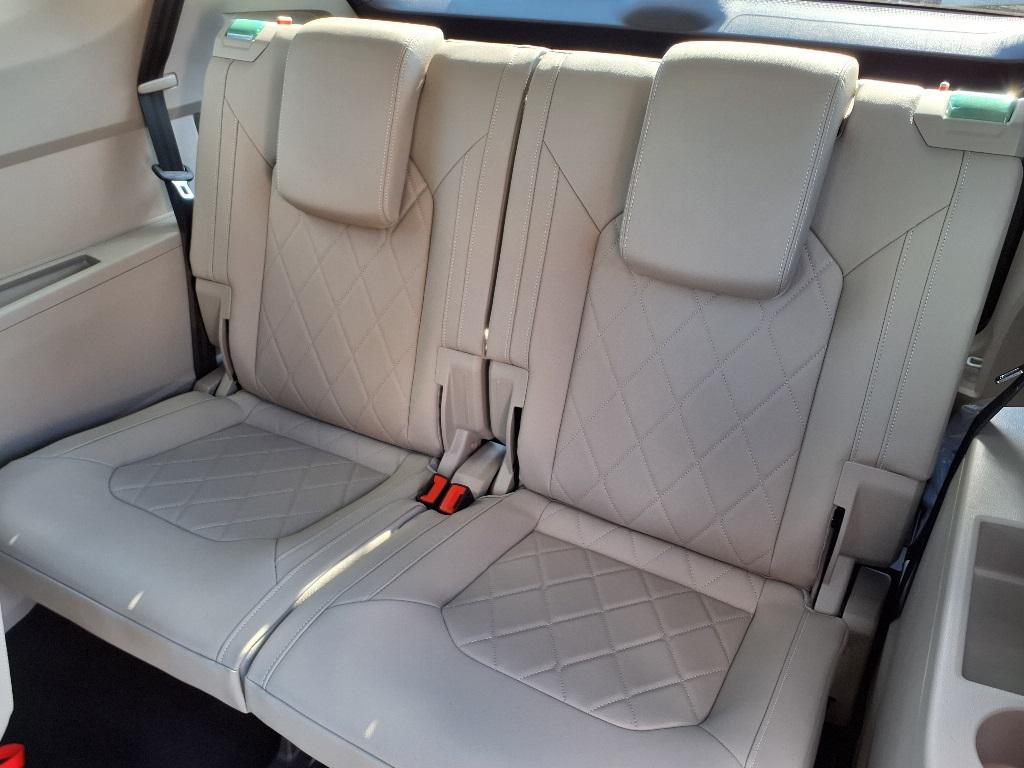 new 2026 Volkswagen Atlas car, priced at $55,216