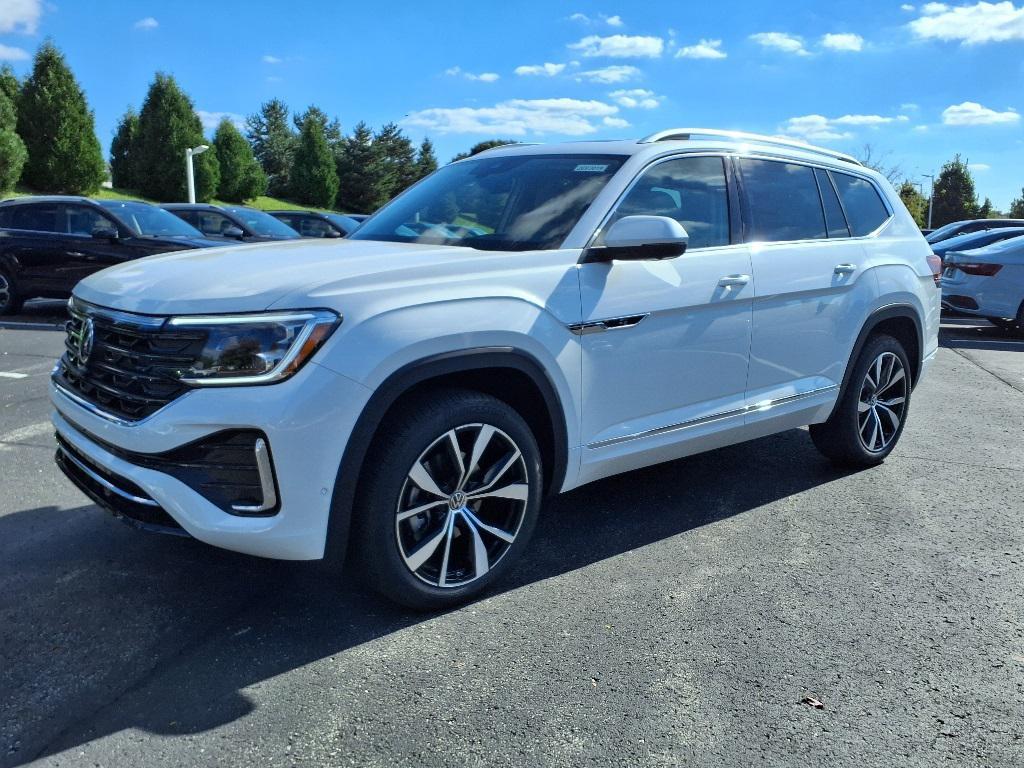 new 2026 Volkswagen Atlas car, priced at $55,216