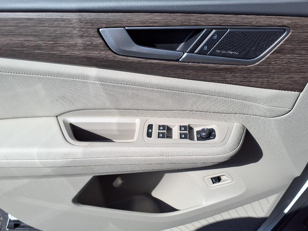 new 2026 Volkswagen Atlas car, priced at $55,216