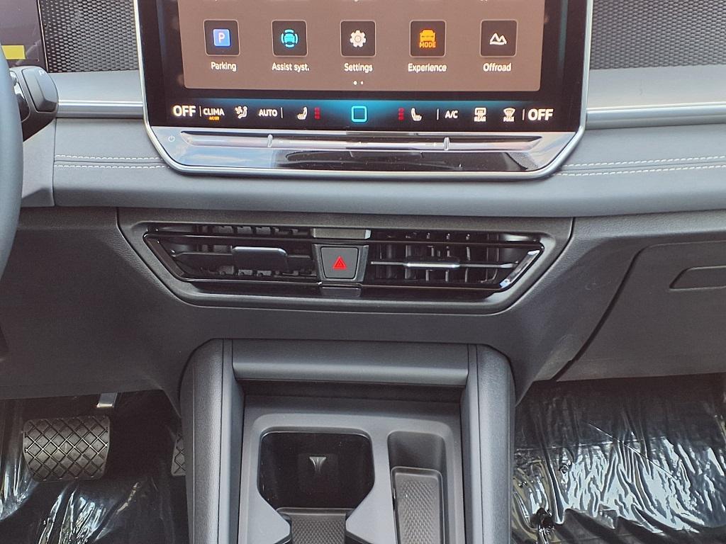 new 2025 Volkswagen Tiguan car, priced at $34,070