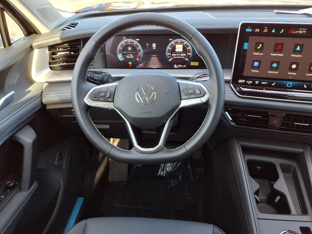 new 2025 Volkswagen Tiguan car, priced at $34,070