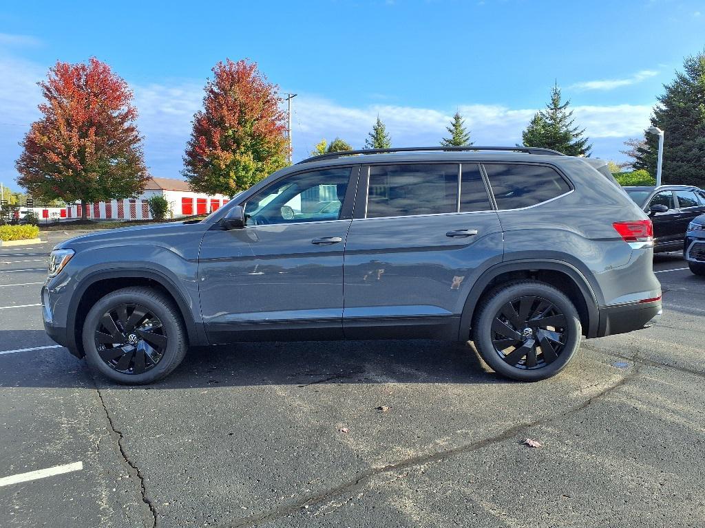 new 2026 Volkswagen Atlas car, priced at $46,427
