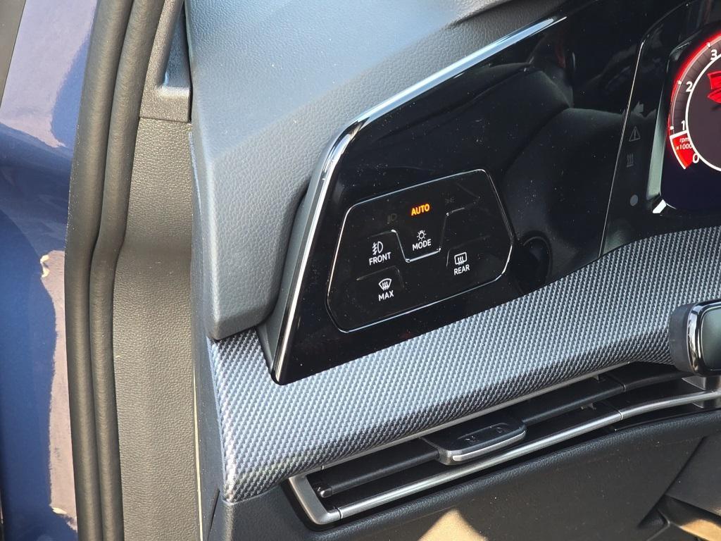 new 2025 Volkswagen Golf GTI car, priced at $39,313