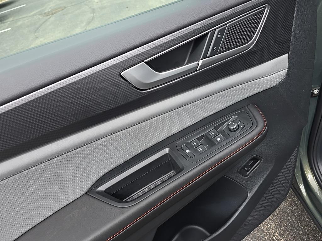 new 2025 Volkswagen Atlas car, priced at $43,058