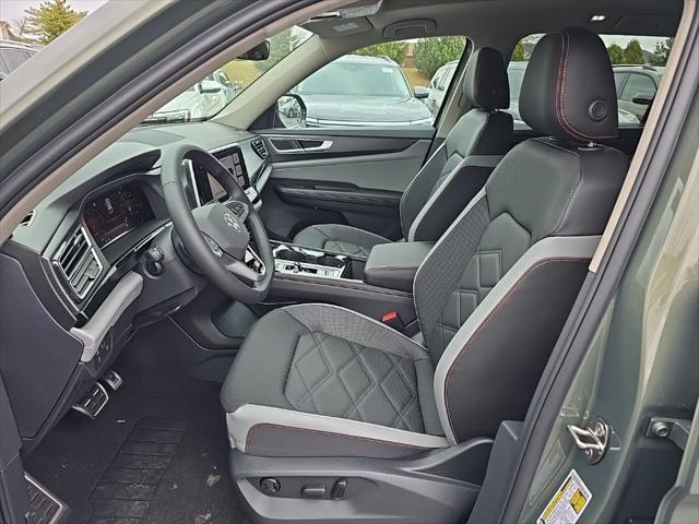 new 2025 Volkswagen Atlas car, priced at $44,808