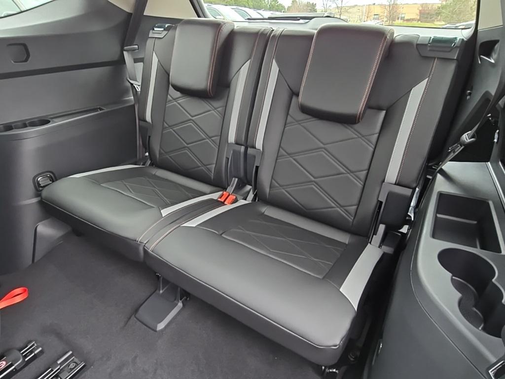 new 2025 Volkswagen Atlas car, priced at $43,058