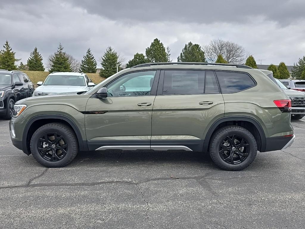 new 2025 Volkswagen Atlas car, priced at $43,058