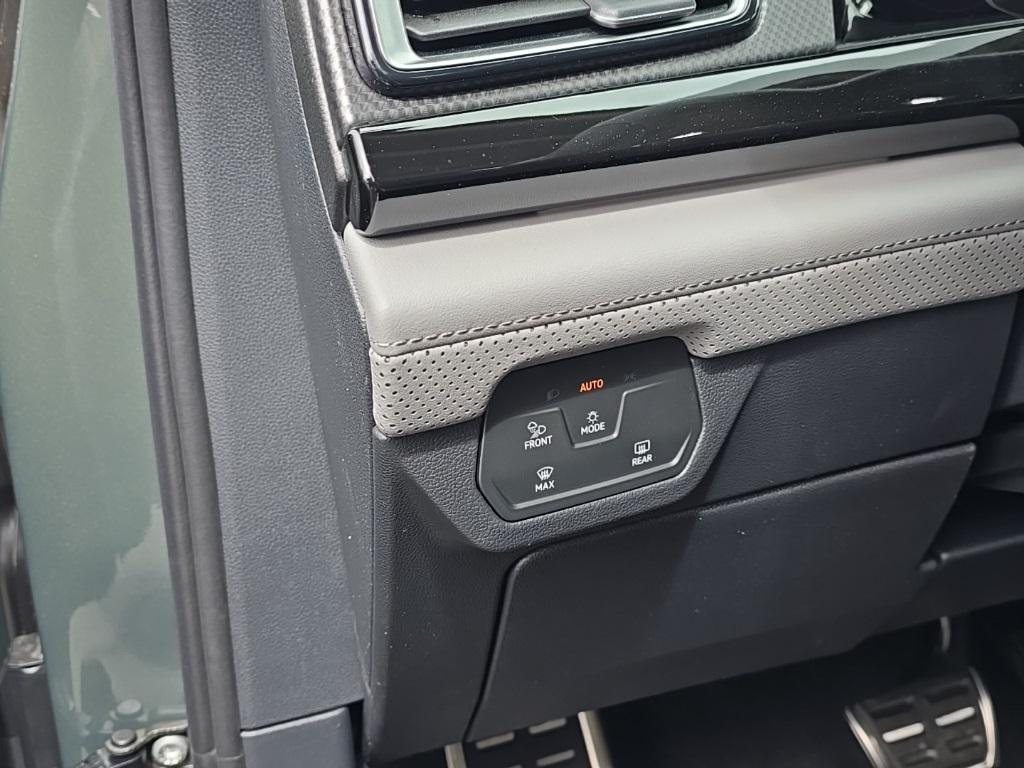 new 2025 Volkswagen Atlas car, priced at $43,058