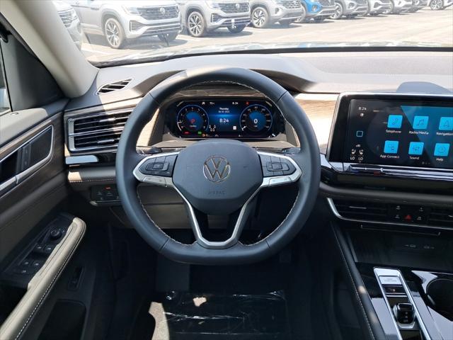 new 2025 Volkswagen Atlas car, priced at $48,670