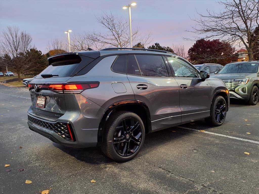 new 2025 Volkswagen Tiguan car, priced at $35,544