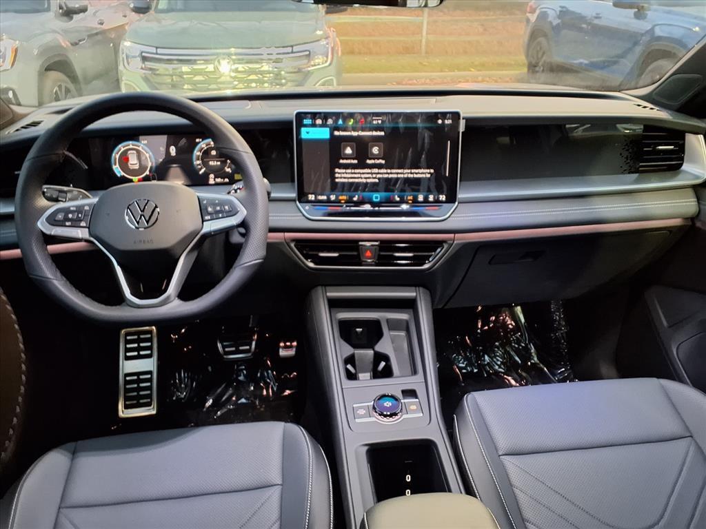 new 2025 Volkswagen Tiguan car, priced at $35,544