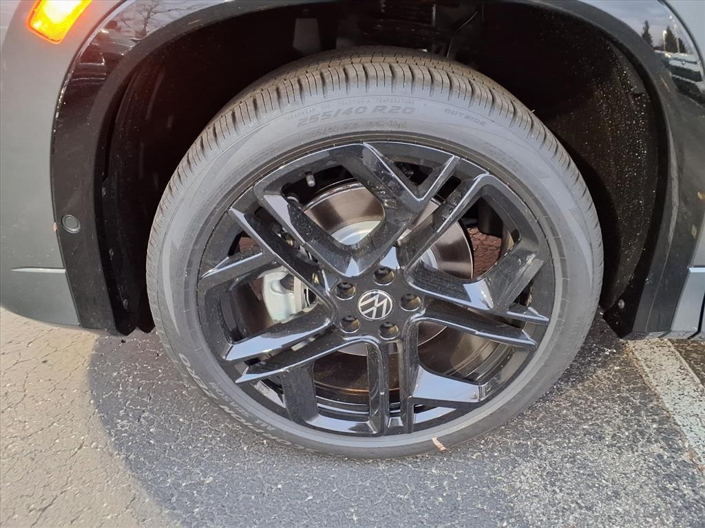 new 2025 Volkswagen Tiguan car, priced at $35,544