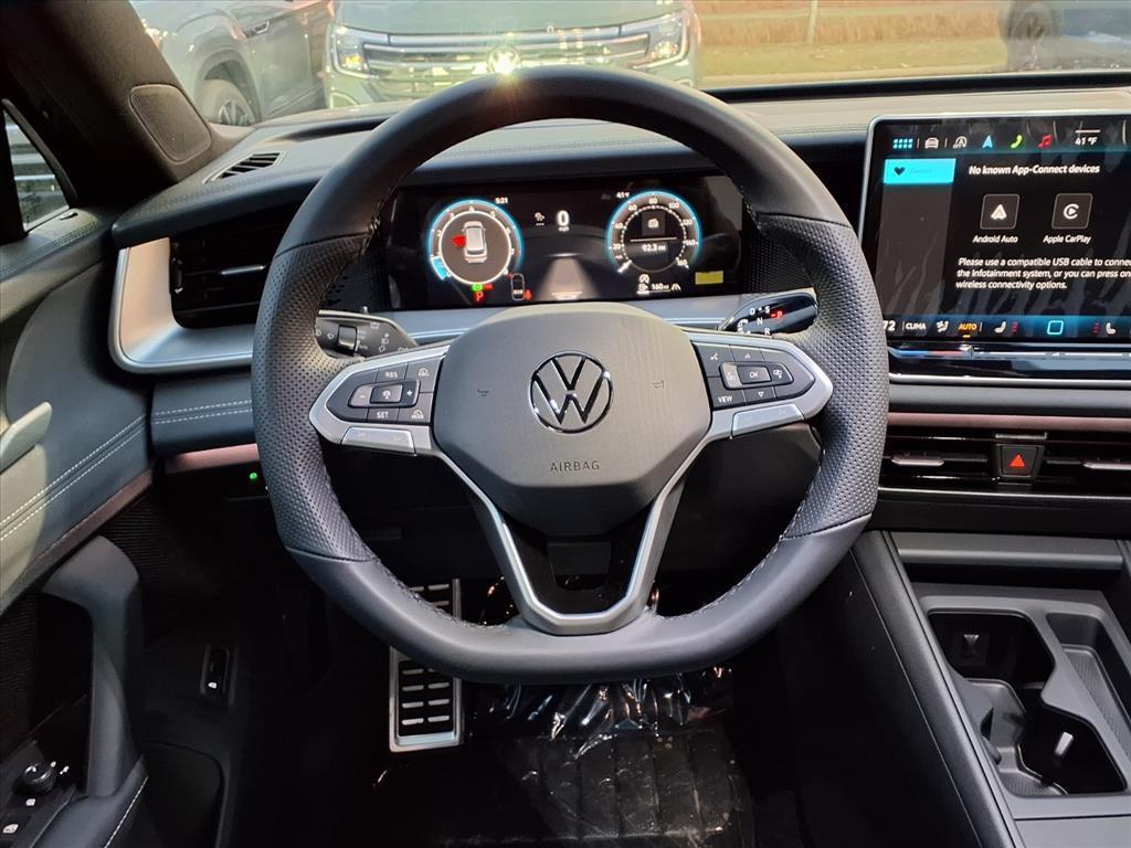 new 2025 Volkswagen Tiguan car, priced at $35,544