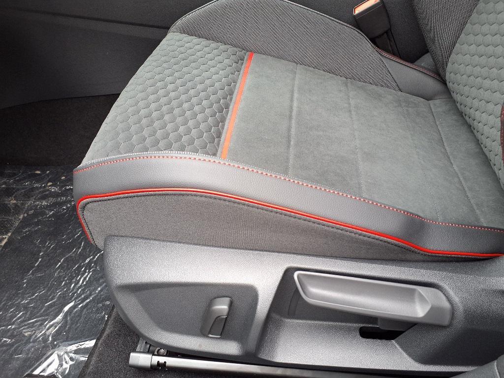 new 2025 Volkswagen Golf GTI car, priced at $38,632