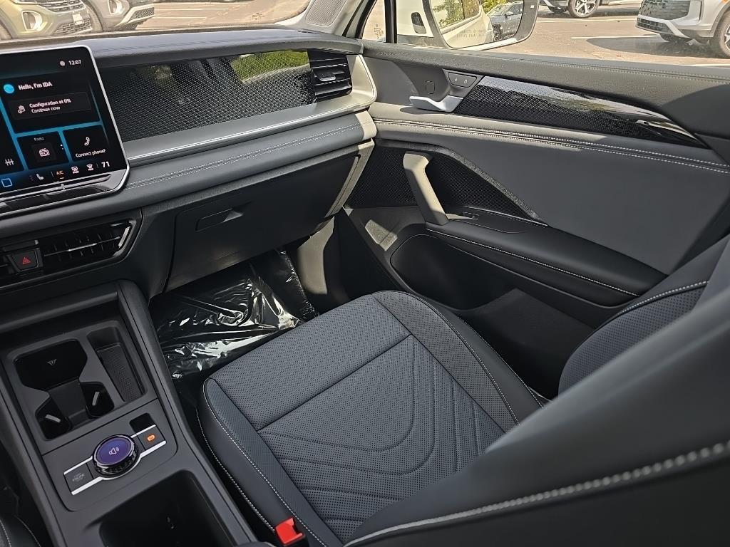 new 2025 Volkswagen Tiguan car, priced at $34,228