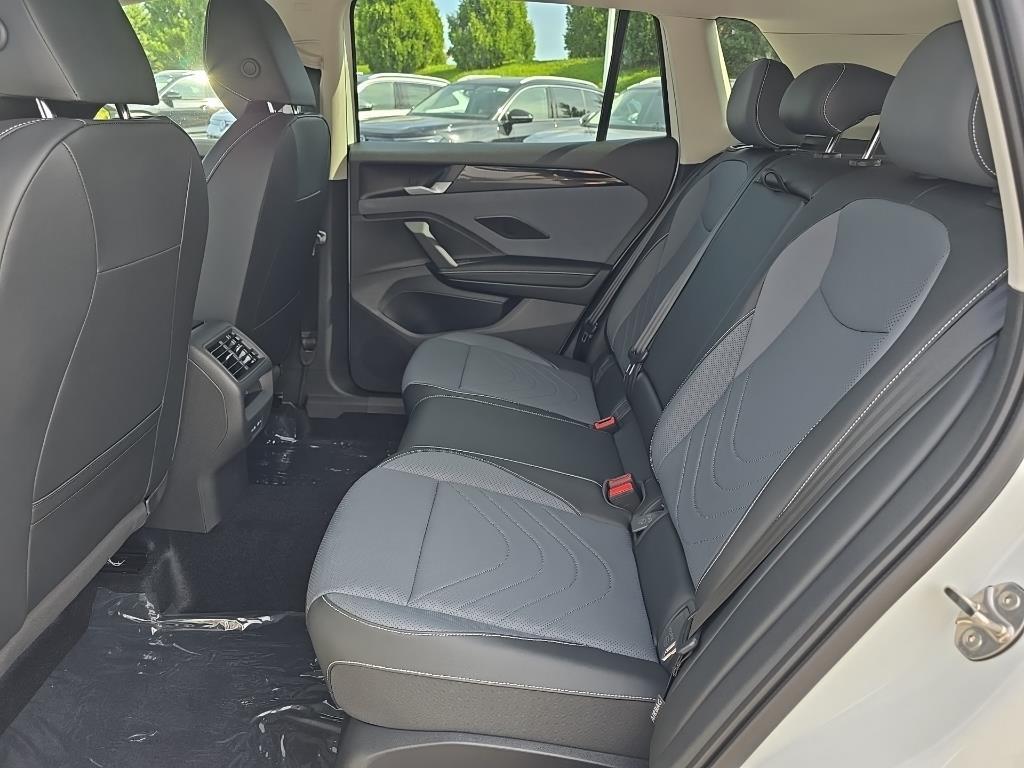 new 2025 Volkswagen Tiguan car, priced at $34,228