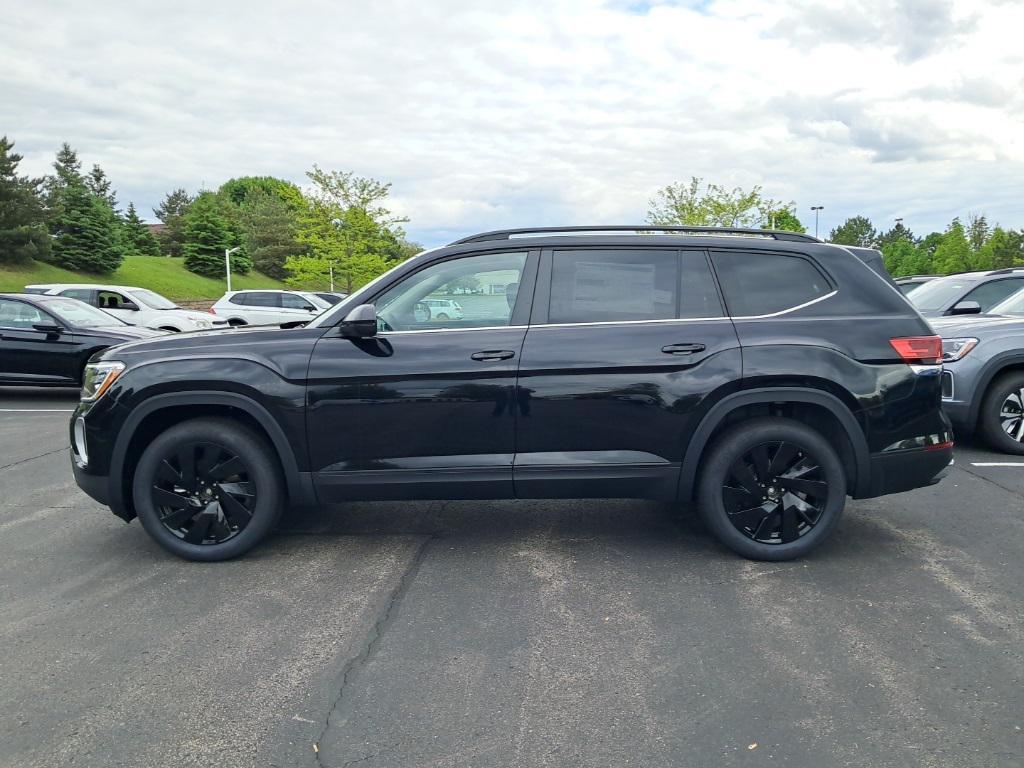 new 2025 Volkswagen Atlas car, priced at $41,648