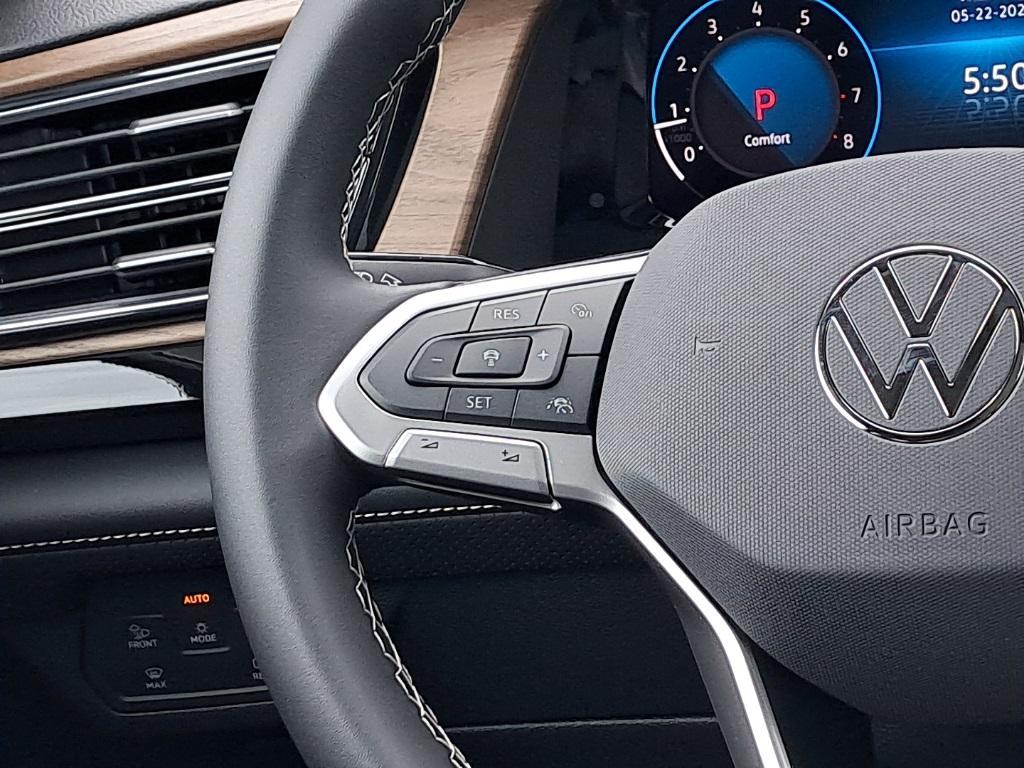 new 2025 Volkswagen Atlas car, priced at $41,648
