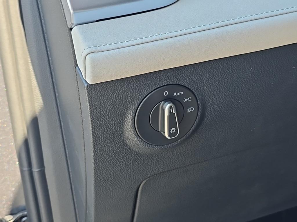 new 2025 Volkswagen Taos car, priced at $30,453