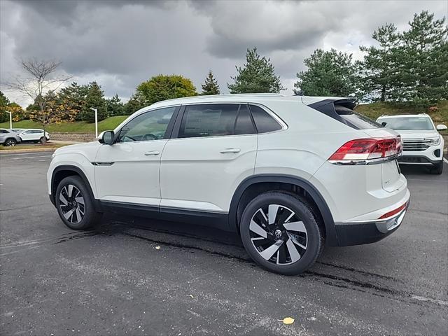 new 2024 Volkswagen Atlas Cross Sport car, priced at $42,419