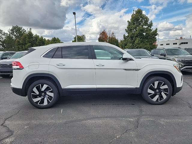 new 2024 Volkswagen Atlas Cross Sport car, priced at $42,419