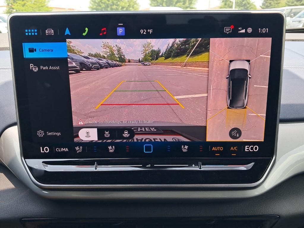 new 2025 Volkswagen ID.4 car, priced at $49,028