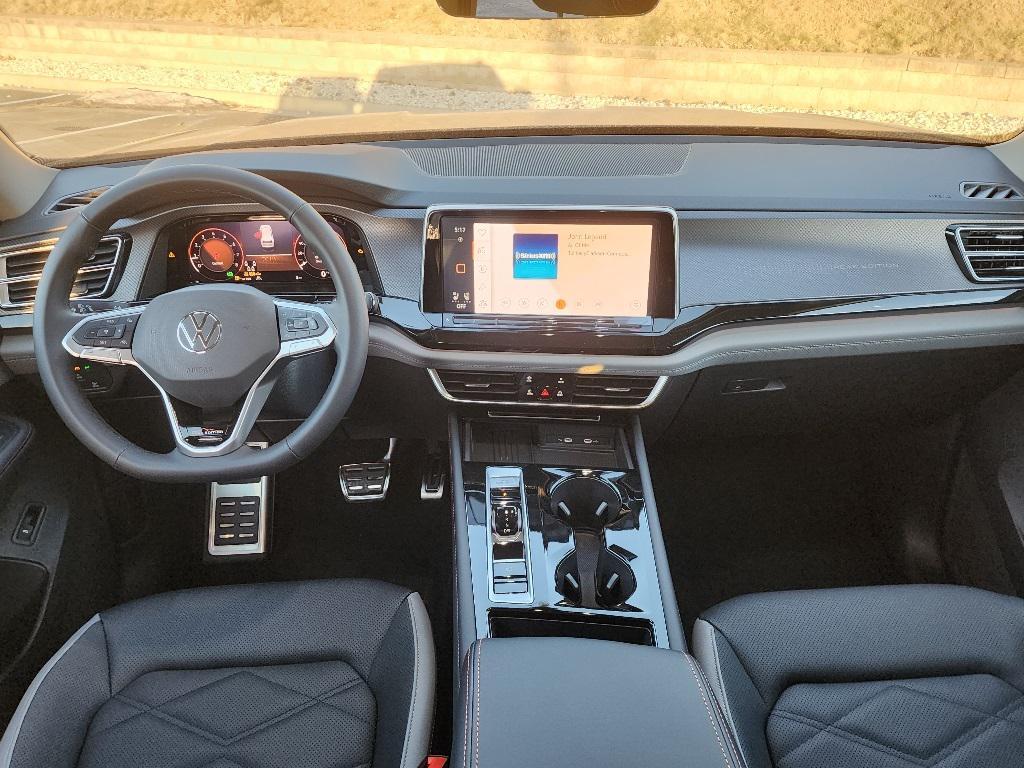 new 2025 Volkswagen Atlas car, priced at $41,743