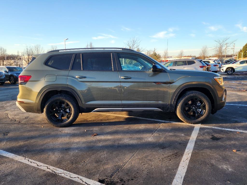 new 2025 Volkswagen Atlas car, priced at $41,743