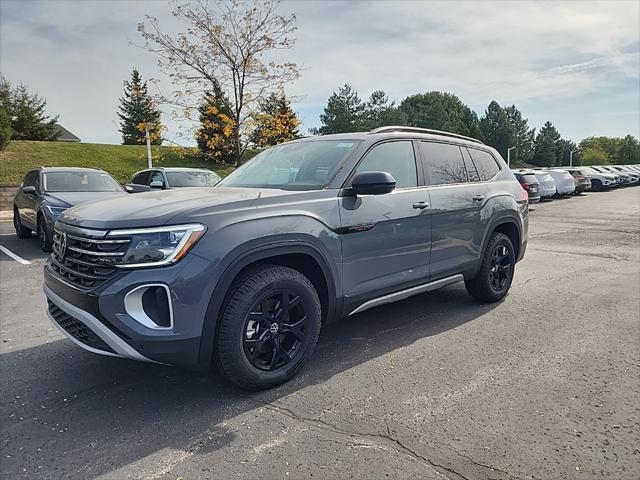 new 2024 Volkswagen Atlas car, priced at $43,378