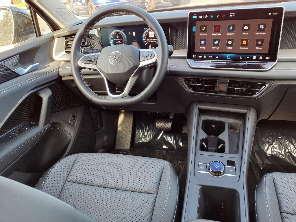 new 2025 Volkswagen Tiguan car, priced at $34,070