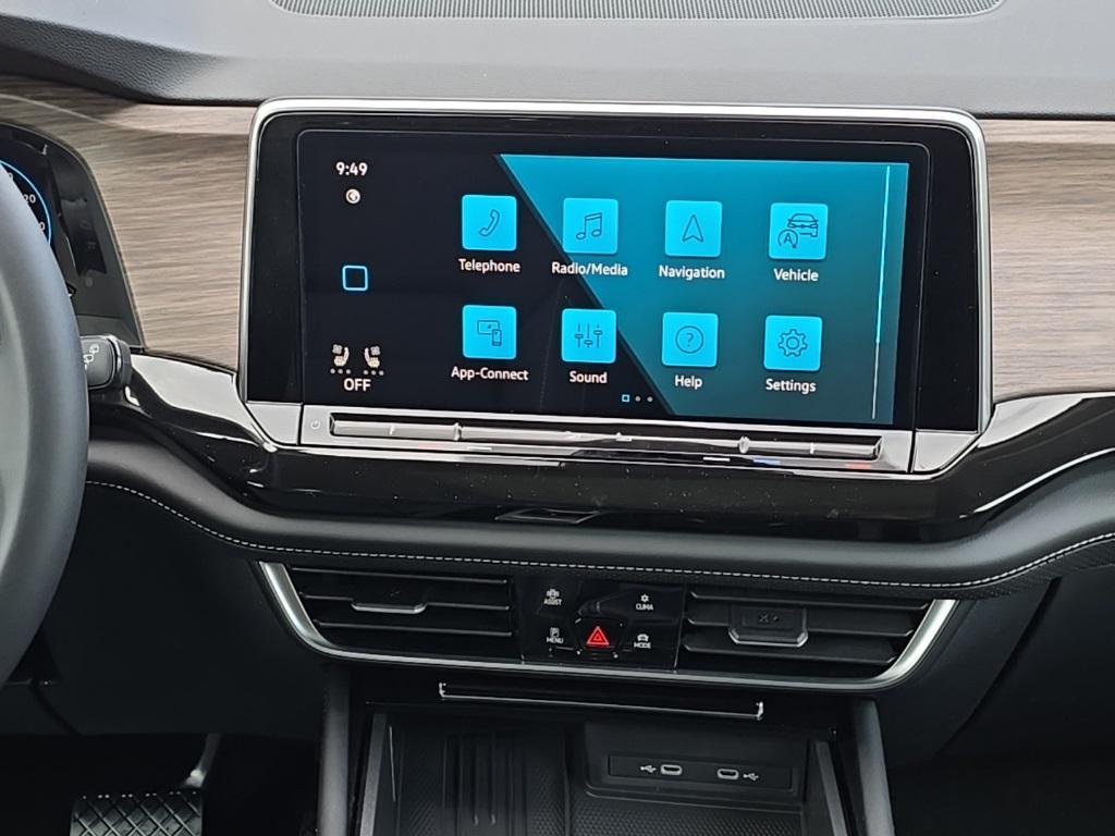new 2025 Volkswagen Atlas car, priced at $46,009