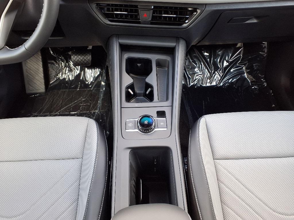 new 2025 Volkswagen Tiguan car, priced at $35,270