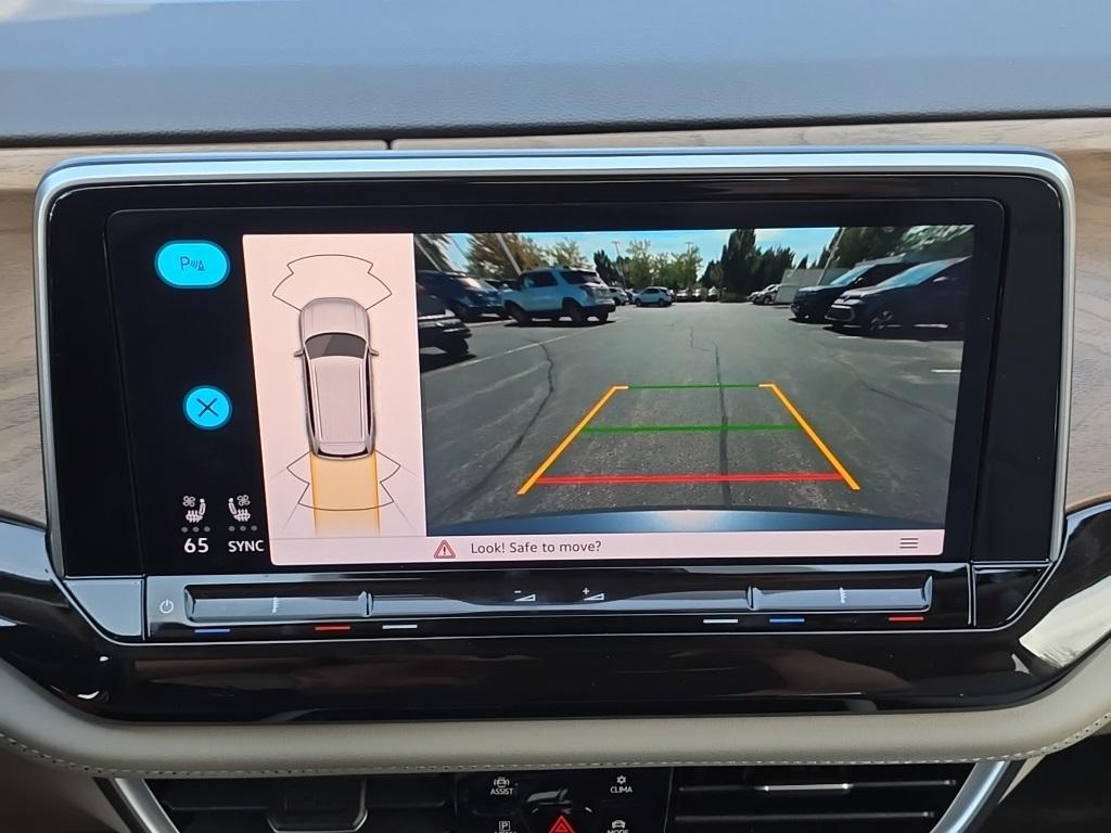 used 2025 Volkswagen Atlas car, priced at $39,890