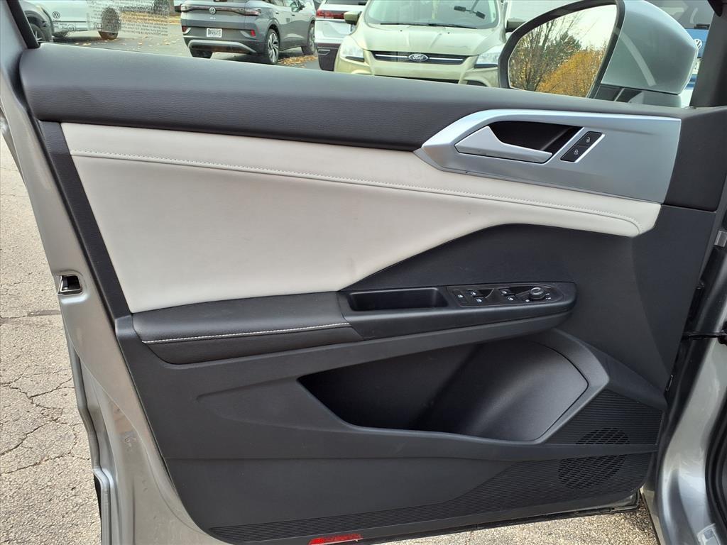 used 2025 Volkswagen Taos car, priced at $26,490