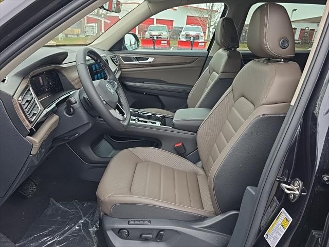 new 2025 Volkswagen Atlas car, priced at $46,572