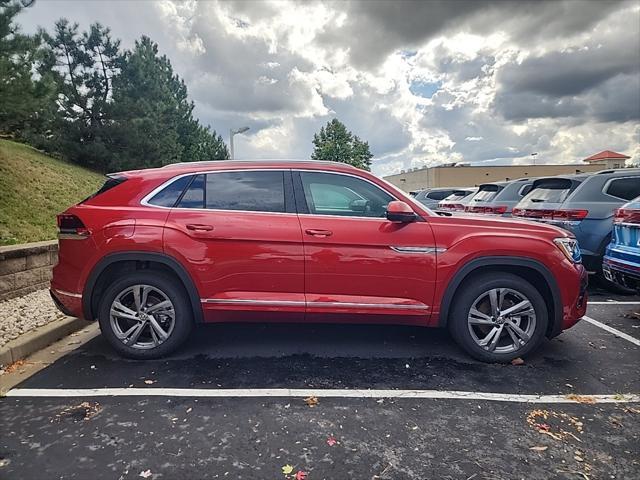 new 2024 Volkswagen Atlas Cross Sport car, priced at $44,211