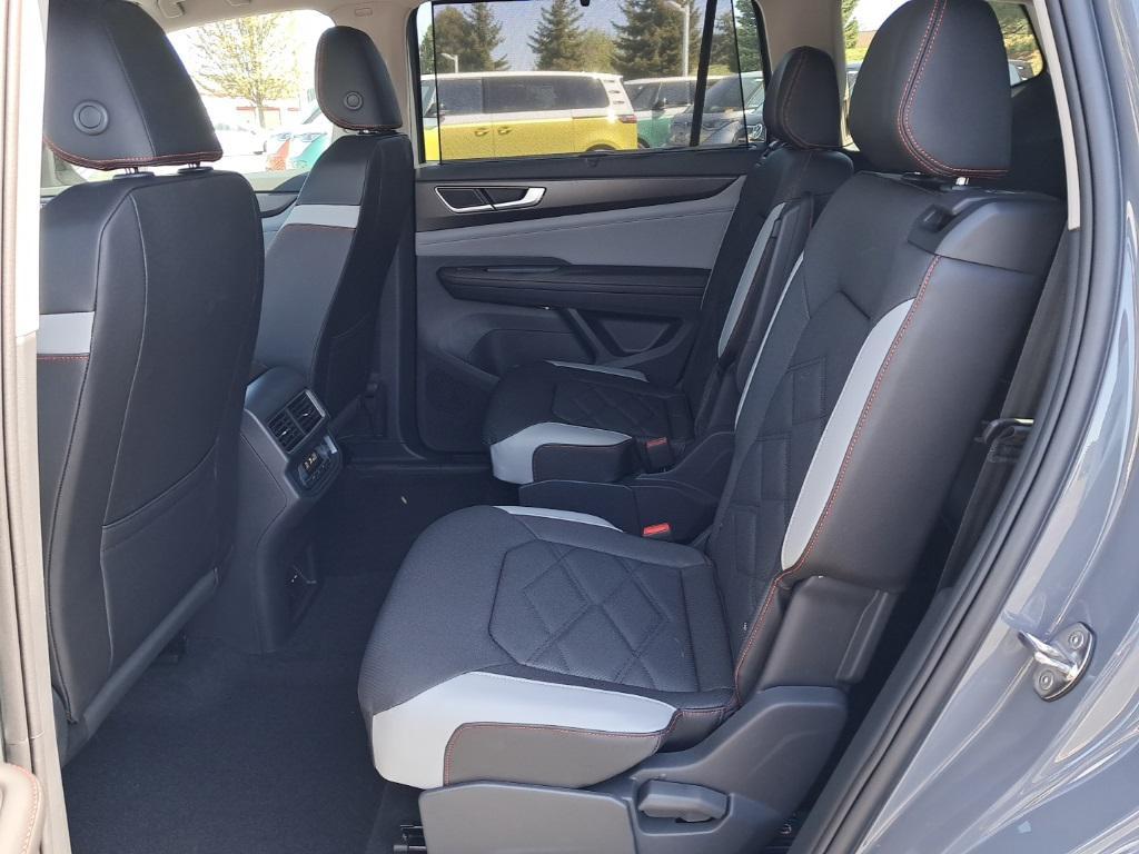 new 2025 Volkswagen Atlas car, priced at $44,189