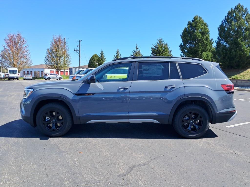 new 2025 Volkswagen Atlas car, priced at $44,189