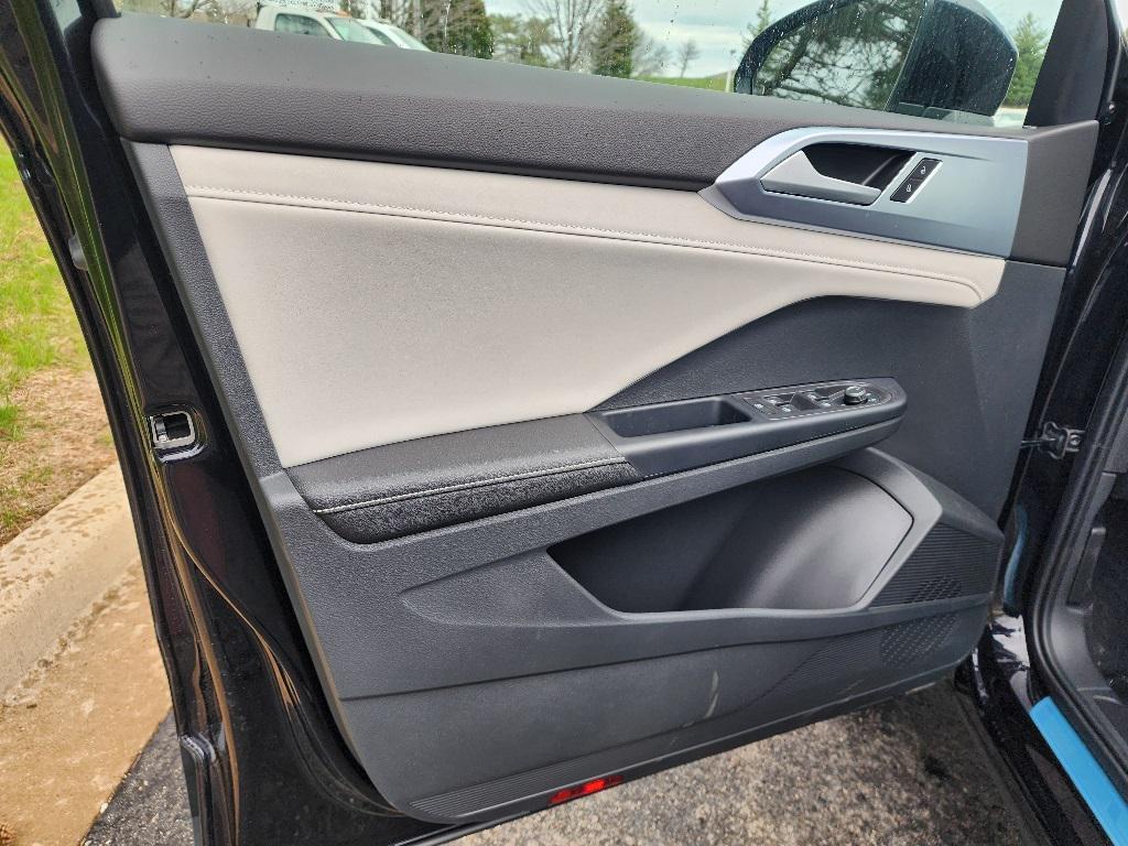new 2025 Volkswagen Taos car, priced at $30,722