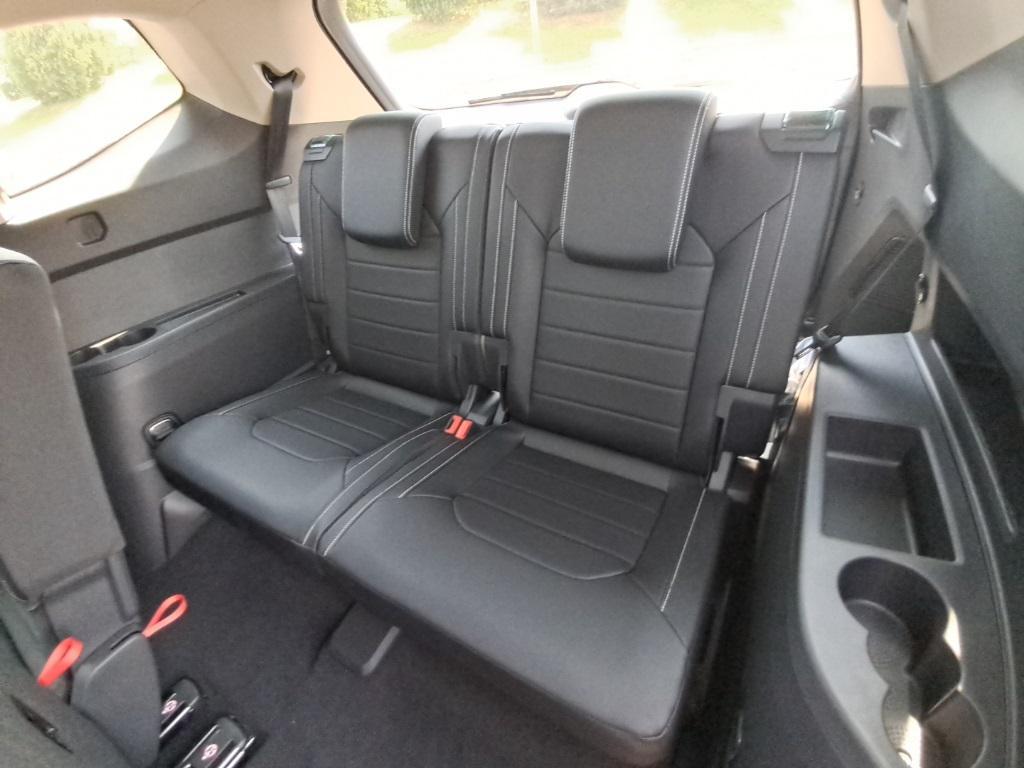 new 2025 Volkswagen Atlas car, priced at $46,009