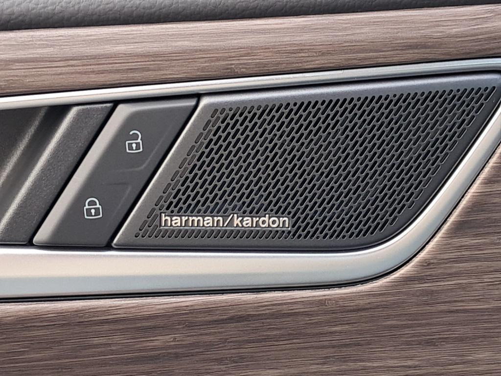 new 2025 Volkswagen Atlas car, priced at $50,411