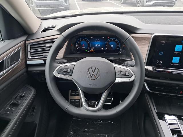 new 2025 Volkswagen Atlas car, priced at $53,577