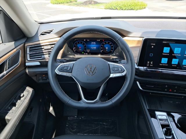 new 2025 Volkswagen Atlas car, priced at $44,104