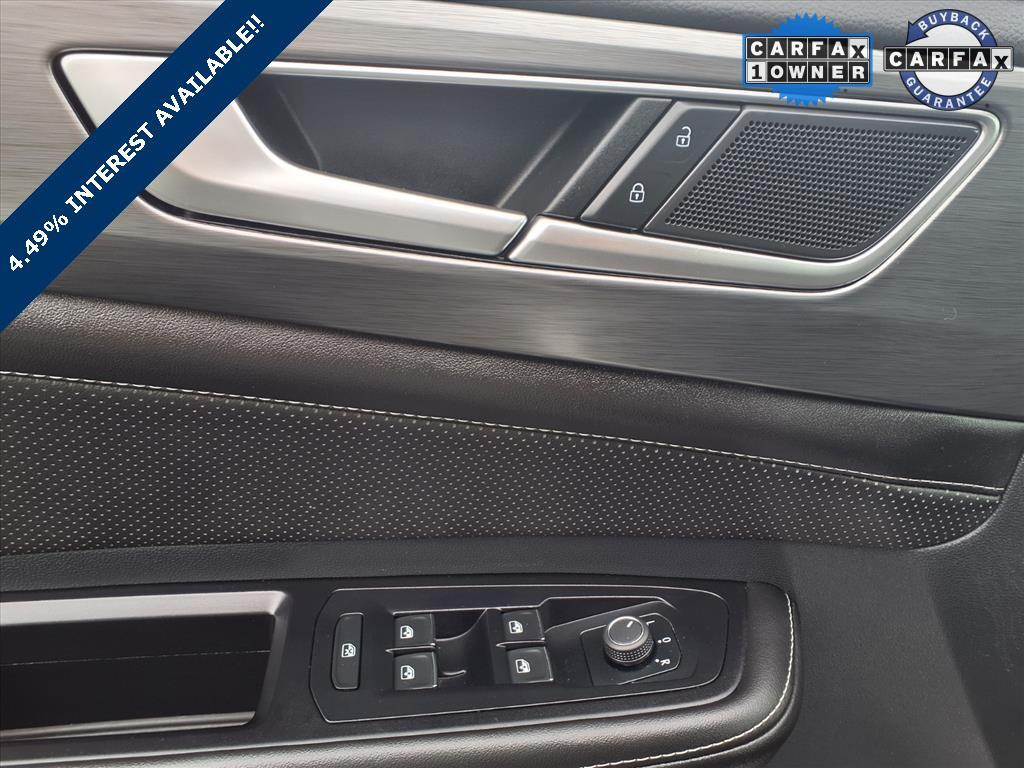 used 2025 Volkswagen Atlas Cross Sport car, priced at $34,999