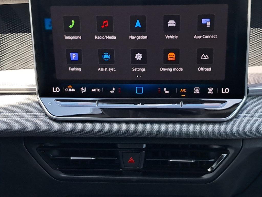 new 2025 Volkswagen Tiguan car, priced at $31,217