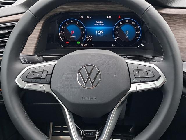 new 2025 Volkswagen Atlas car, priced at $53,140