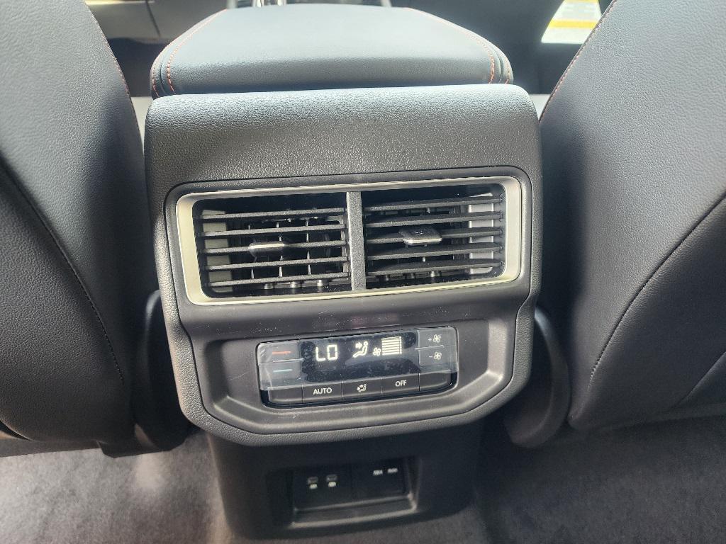 new 2024 Volkswagen Atlas car, priced at $45,716