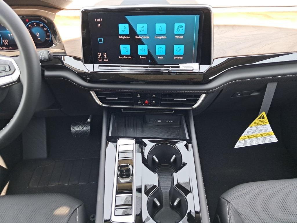 new 2025 Volkswagen Atlas car, priced at $43,148